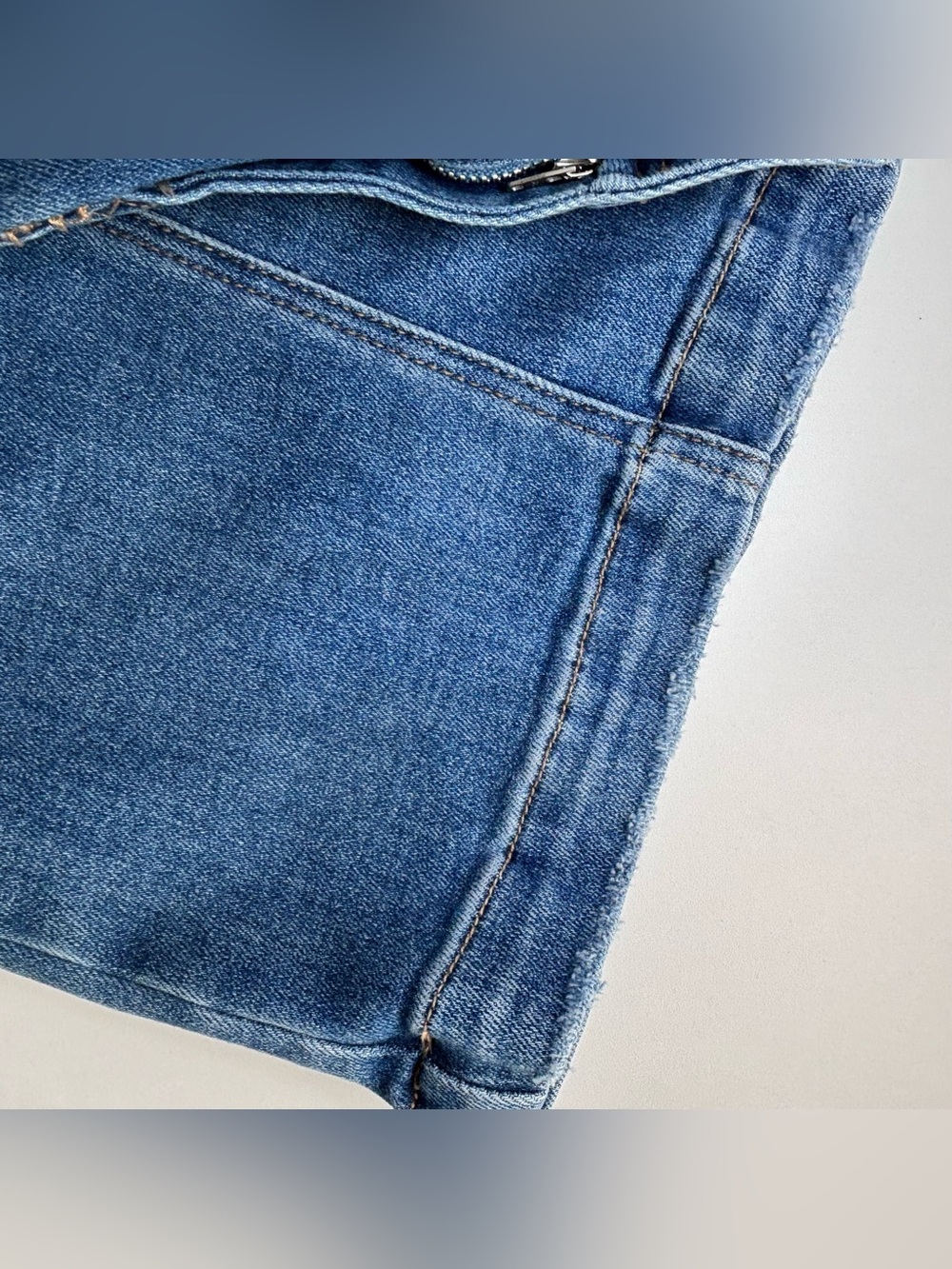 Risen High Rise Cropped Wide Leg Flare Jeans Medium Wash Size 9/29 - Picture 15 of 15
